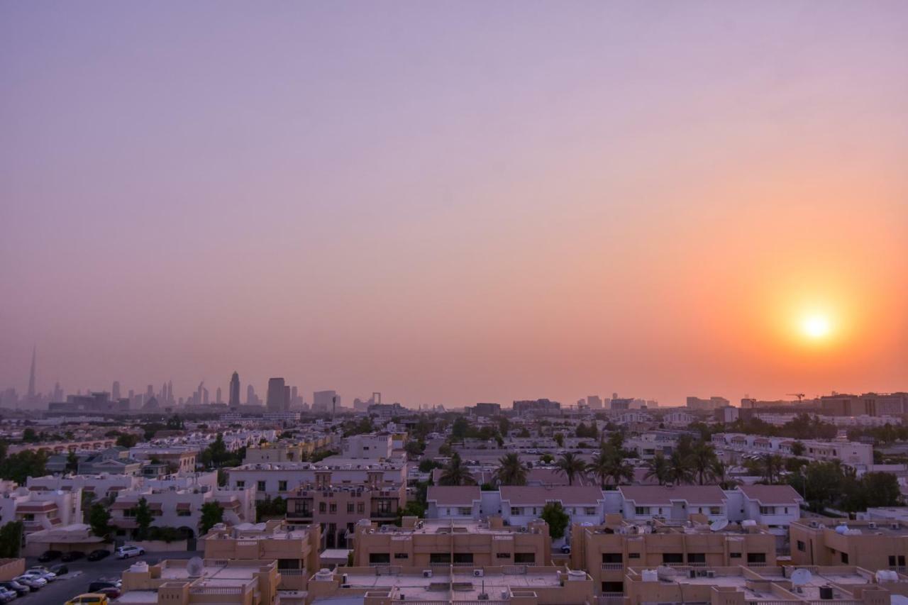 فندق بريمير إن مطار دبي الدولي المظهر الخارجي الصورة